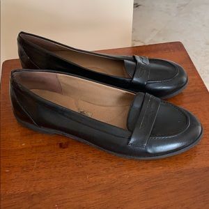 Deflex preowned workman’s shoes